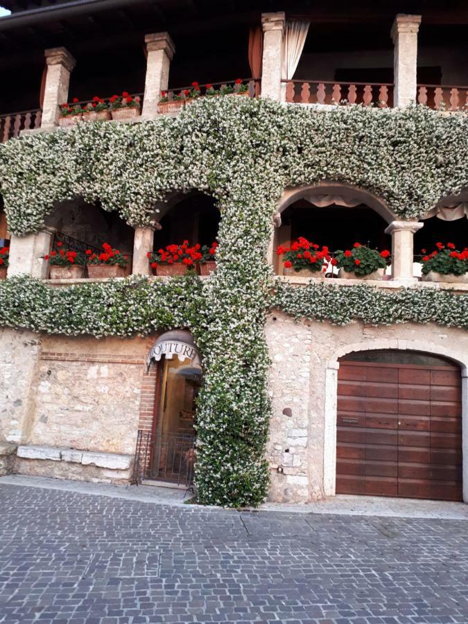 Casa Patrizia Daire Torri Del Benaco Dış mekan fotoğraf